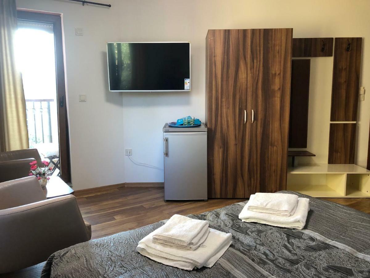 צ'רנומורץ Breeze Guest House מראה חיצוני תמונה